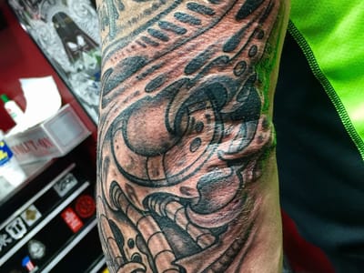 Revolution Custom Tattoos