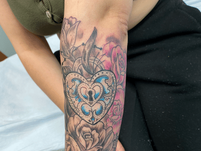 Ronin Tattoo Studio INC