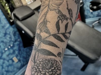 Ronin Tattoo Studio INC