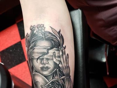 Rowe's Tattoo Studio