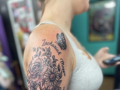 Screaming Aces Tattoo shop