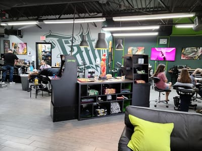 Select tattoo studio