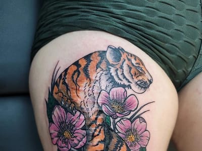 Signature Tattoo and Supplies