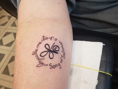 SIX GUN SOUND TATTOO