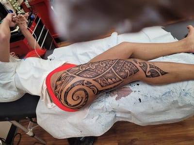 Skin Deep Tattoo and Piercing Waikiki