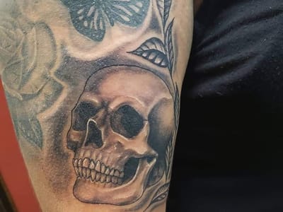 Slow N Low Tattoo And Body Piercing