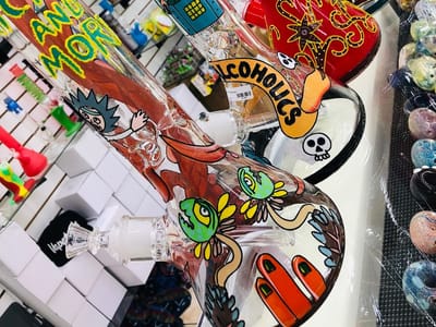 Smokers Paradise n Novelties/Tattoo Supplies/Vape