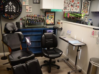 Soldier Mike's Tattoos & Piercings