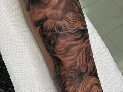 Southpaw Tattoo Studio