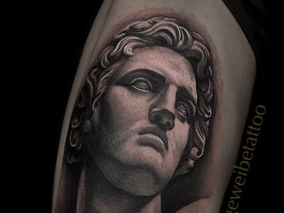 Sovereign Tattoo Studio