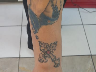 Spinning Needles Tattoos