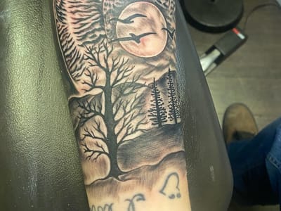 Stay Gold Tattoo Studio