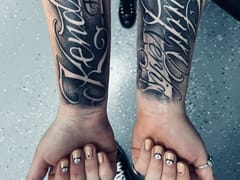 Stella’s Electric Tattoo