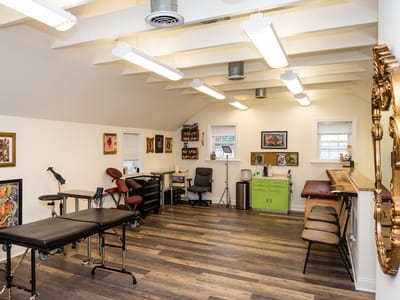 Stone's Throw Tattoo & Gallery