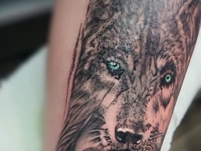 Straightoff Ink Tattoo Emporium