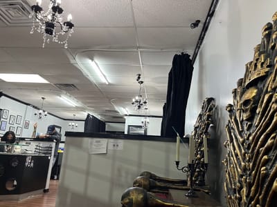 Stuck On You Tattoos & Piercings