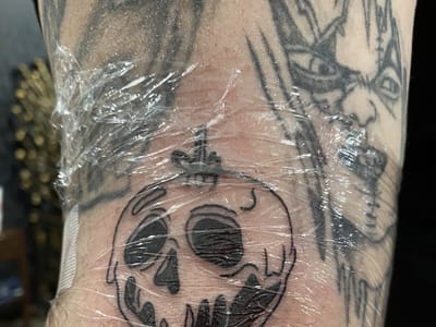 Stuck On You Tattoos & Piercings