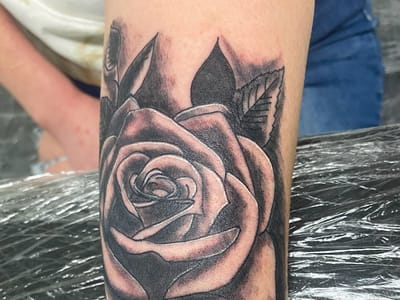 Tat It Up LLC ( Tattoo & Body Piercing Studio)