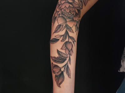 Tatt 'Em Up Tattoos & Piercings