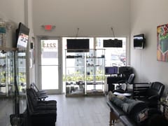 Tatt 'Em Up Tattoos & Piercings