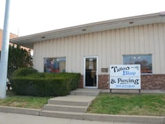 Tattoo Blue & Body Piercing