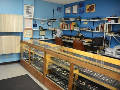 Tattoo Blue & Body Piercing