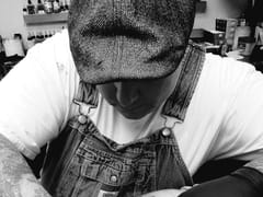 Tattoo Shop(no piercings)