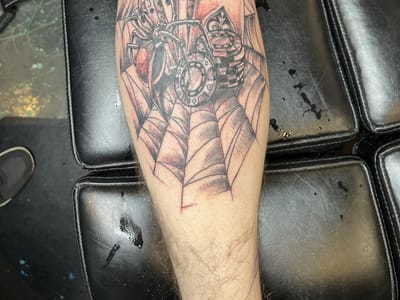 Tattoo Tony's Under My Skin