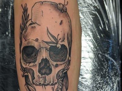 The Bee Hive Tattoo Parlor