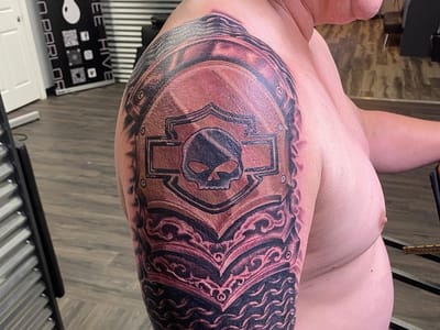 The Bee Hive Tattoo Parlor