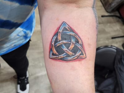 The Curly Wolf Tattoo Club