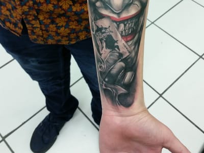 The Good Life Tattoo Parlor