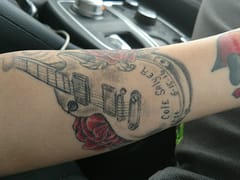 The In-Skin Studio Inc