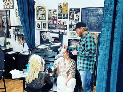 The Loyal Sparrow Tattoo and Piercing