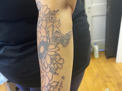 The Raven’s Hallow Tattoo llc