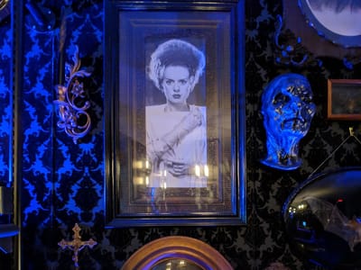 The Séance Tattoo Parlor