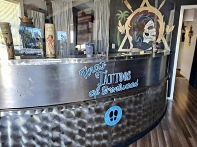 Tina's Tattoos of Brentwood