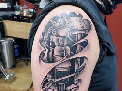 Tinta Sagrada Tattoos & Supplies