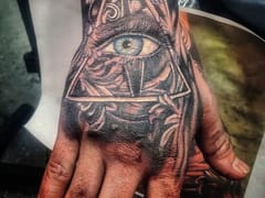 Topp Dogg Tattoo Studio