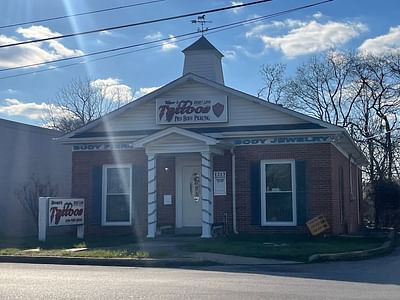 Topper's Fine Line Tattoo's