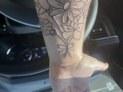 True love tattoo parlor