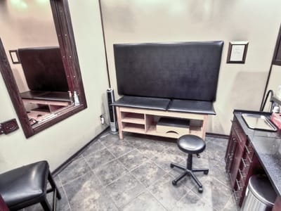 TRX Tattoos & Piercings