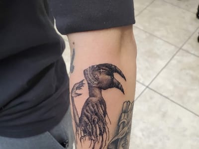 Twizted Needle Tattoo