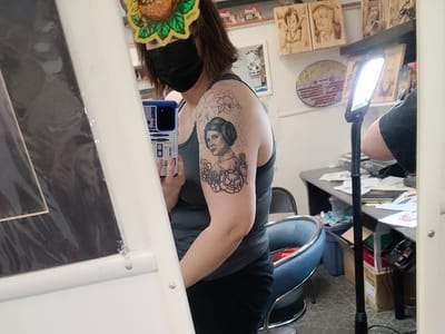 Under the Gun Tattoo Saloon