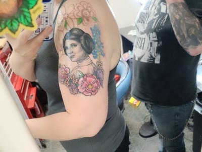 Under the Gun Tattoo Saloon