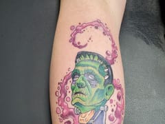 Under the Gun Tattoo Saloon