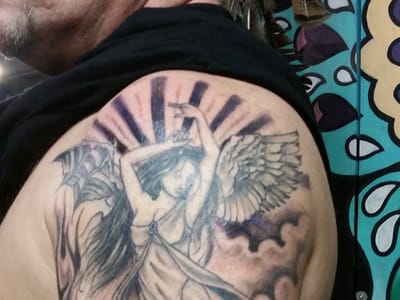 Union Station Tattoo-Piercing