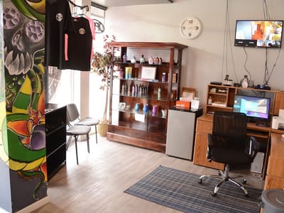 Untouchable Trends Tattoo’s and Tanning