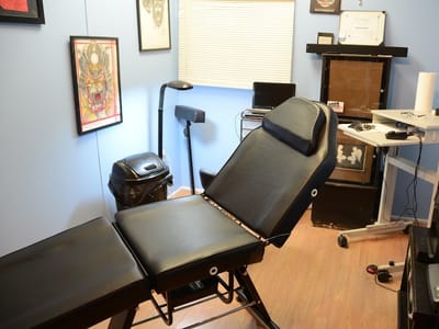 Untouchable Trends Tattoo’s and Tanning