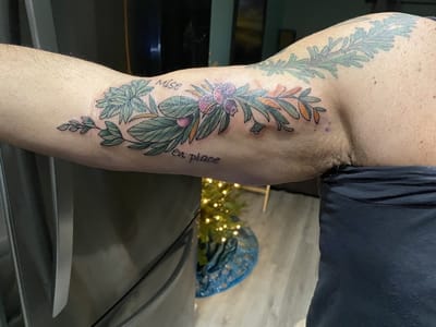 Upper Hand Tattoo Studio